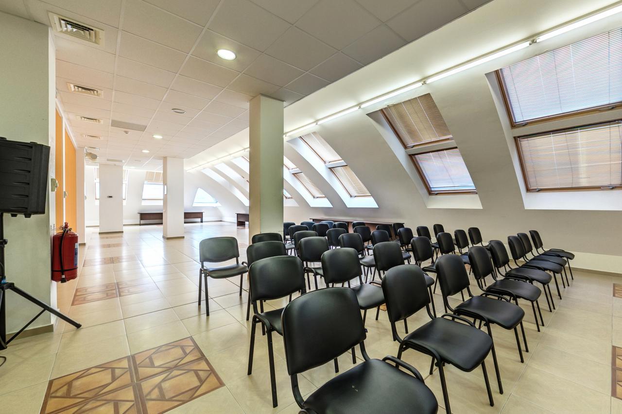 סמוקוב Hotel Arena מראה חיצוני תמונה